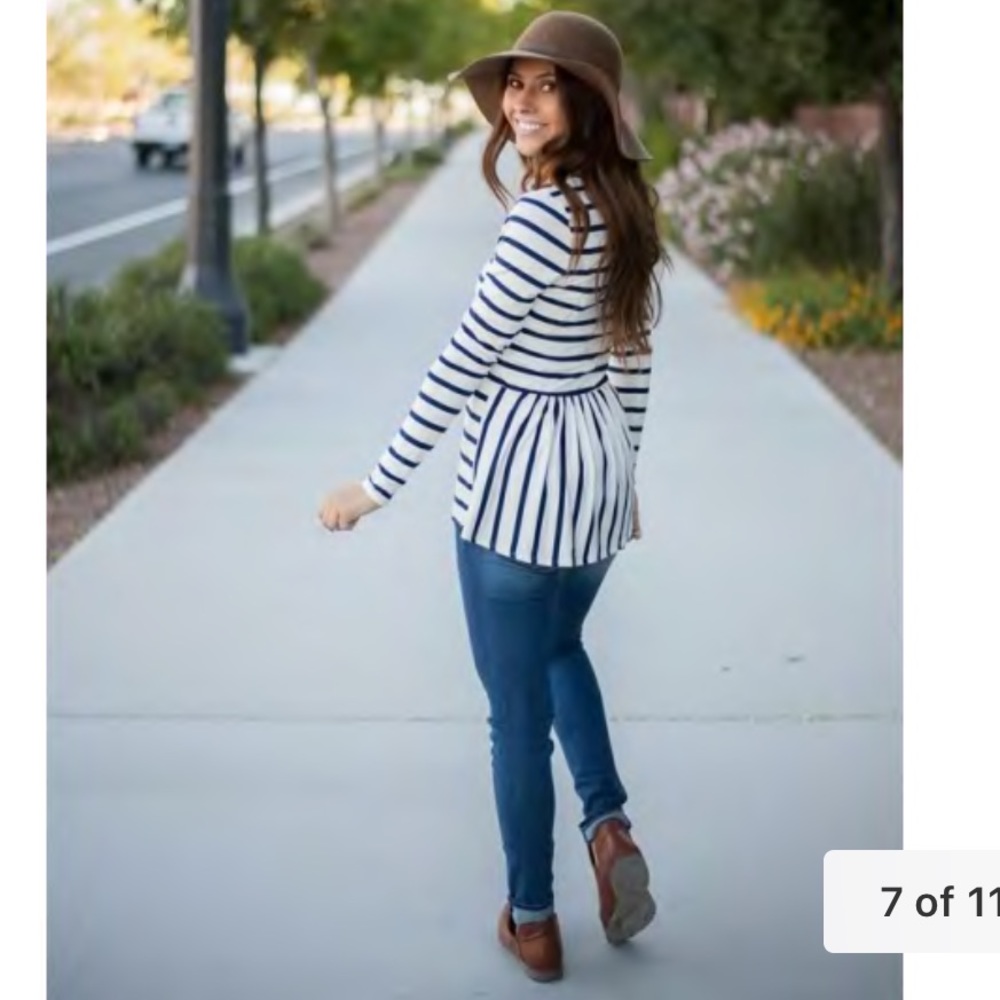 Striped Peplum back Top! Super cute!